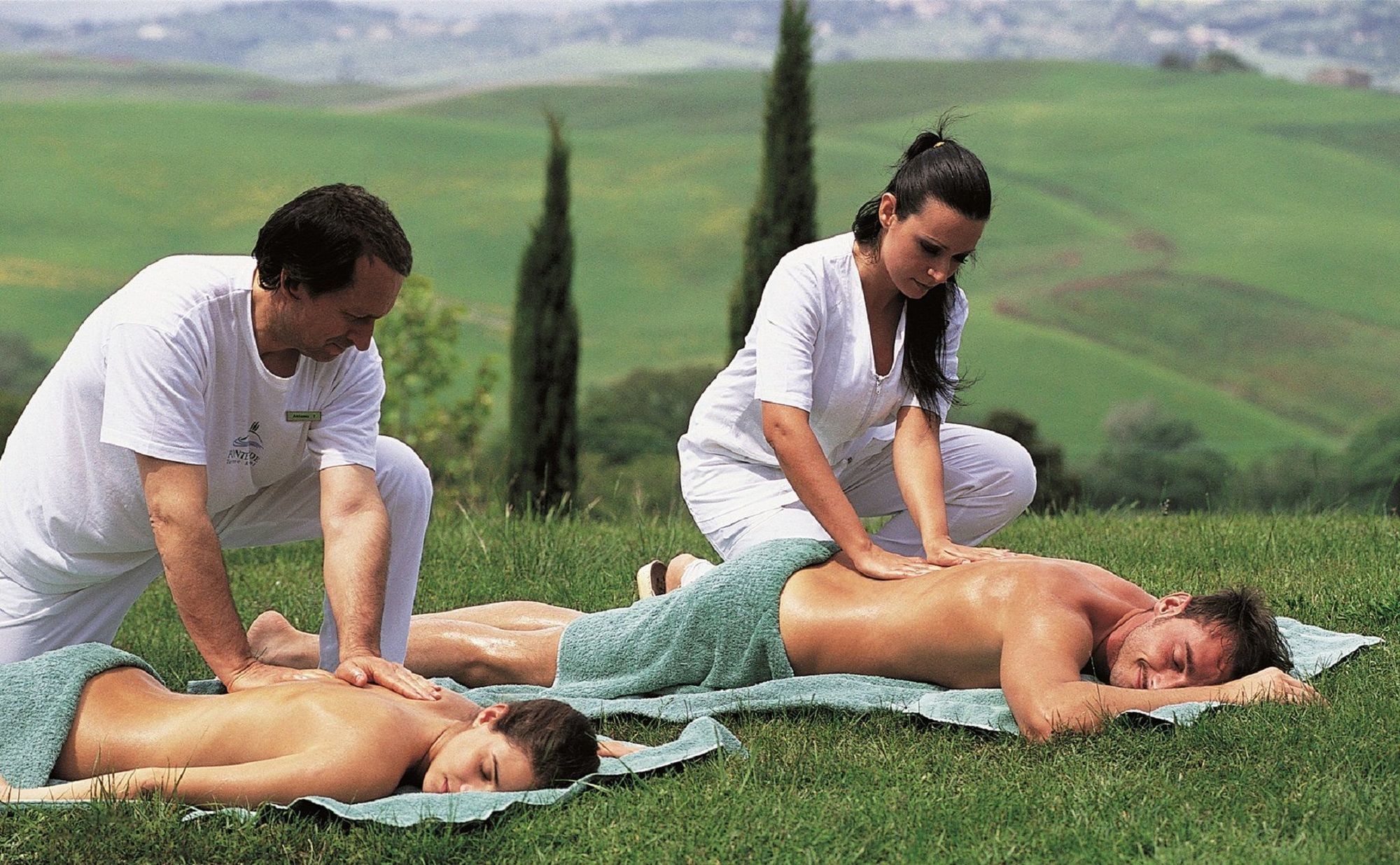 Fonteverde Lifestyle & Thermal Retreat - The Leading Hotels Of The World San Casciano dei Bagni Létesítmények fotó Massage therapists working on clients